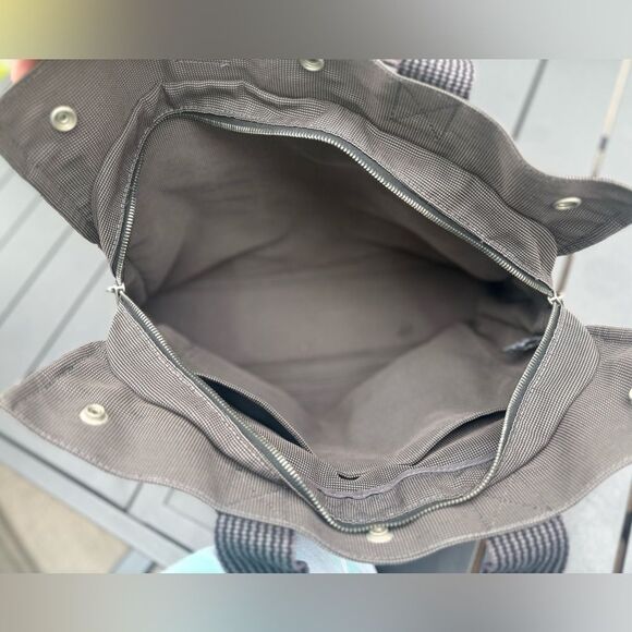 Hermes Grey Herline Canvas MM Tote Top Handle Bag with COA - Picture 8 of 11